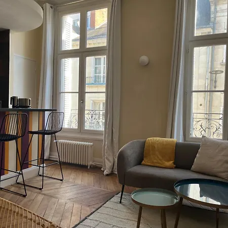 Escapade Au Coeur De *