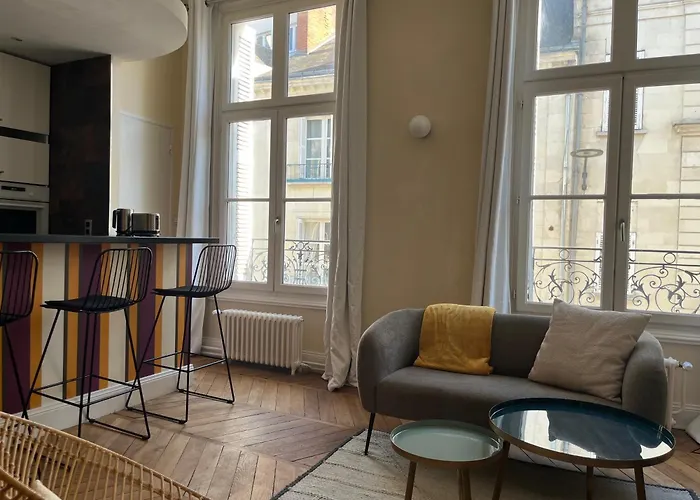 Escapade Au Coeur De *